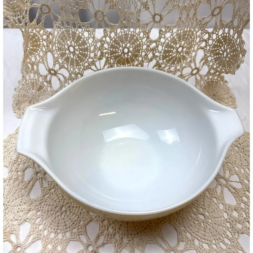 Vintage Pyrex Homestead Cinderella Mixing Bowl Folk Art Country Kitchen 70s/80s